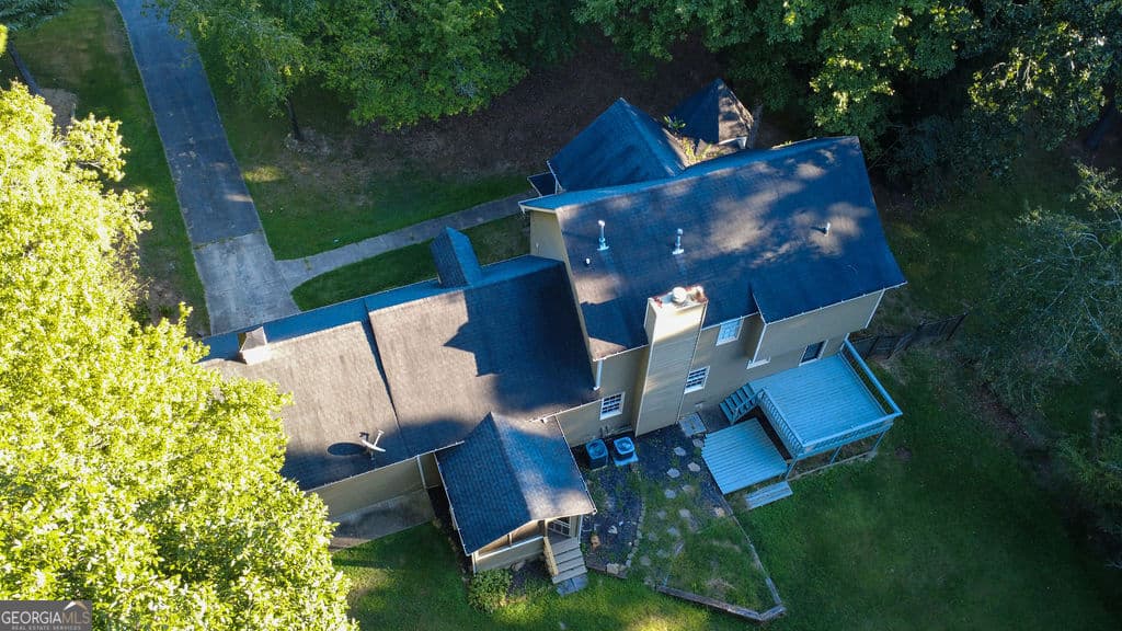 4 bedroom, 2.5 bathroom, 3,696 sq ft single family residence for sale at 125 Picketts Lake Drive, Acworth, GA 30101 — photo 8