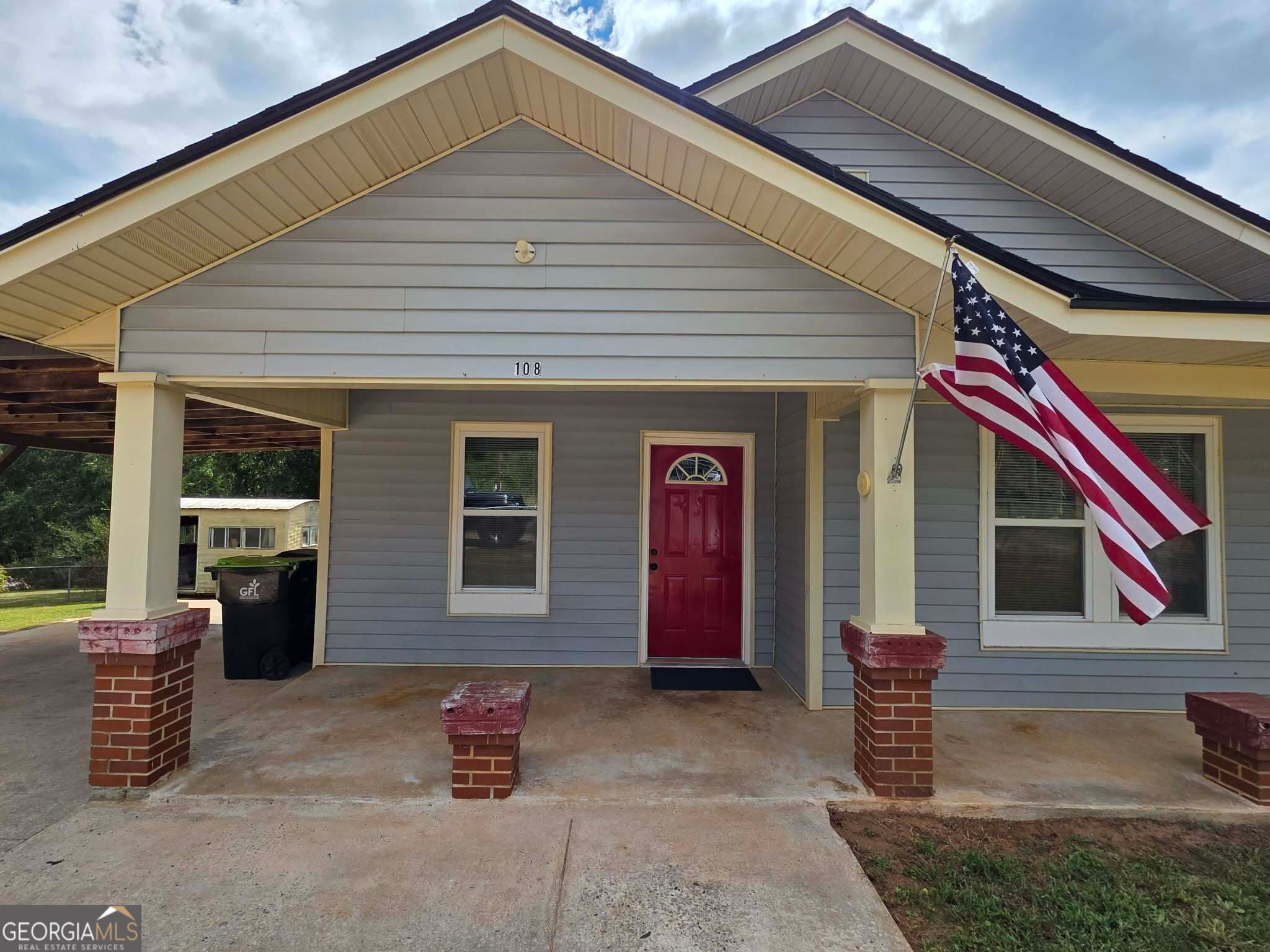 2 bedroom, 1 bathroom, 896 sq ft single family residence for sale at 108 Pasley Street, Thomaston, GA 30286 — photo 4
