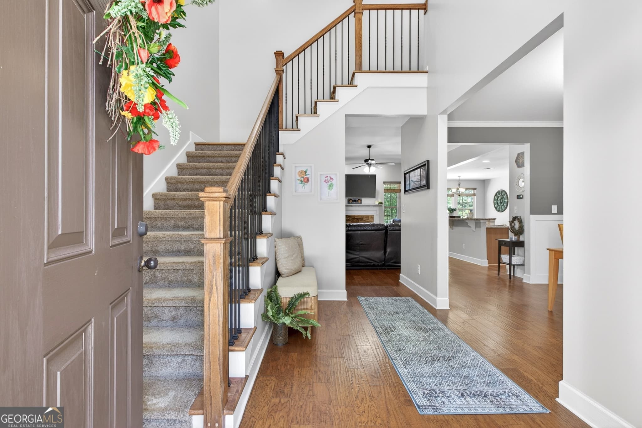 5 bedroom, 3 bathroom, 2,641 sq ft single family residence for sale at 374 Austin Storey Circle, Newnan, GA 30263 — photo 2