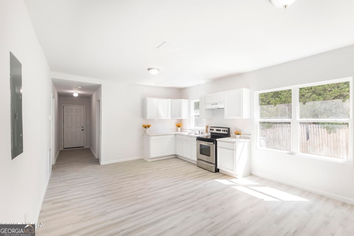 3 bedroom, 2 bathroom, 1,568 sq ft single family residence for rent at 1175 Hartley Street, Macon, GA 31206 for $1,450 a month — photo 3