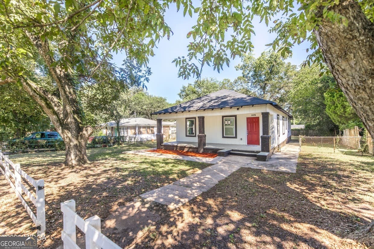 3 bedroom, 2 bathroom, 1,568 sq ft single family residence for rent at 1175 Hartley Street, Macon, GA 31206 for $1,450 a month — photo 1 of 5