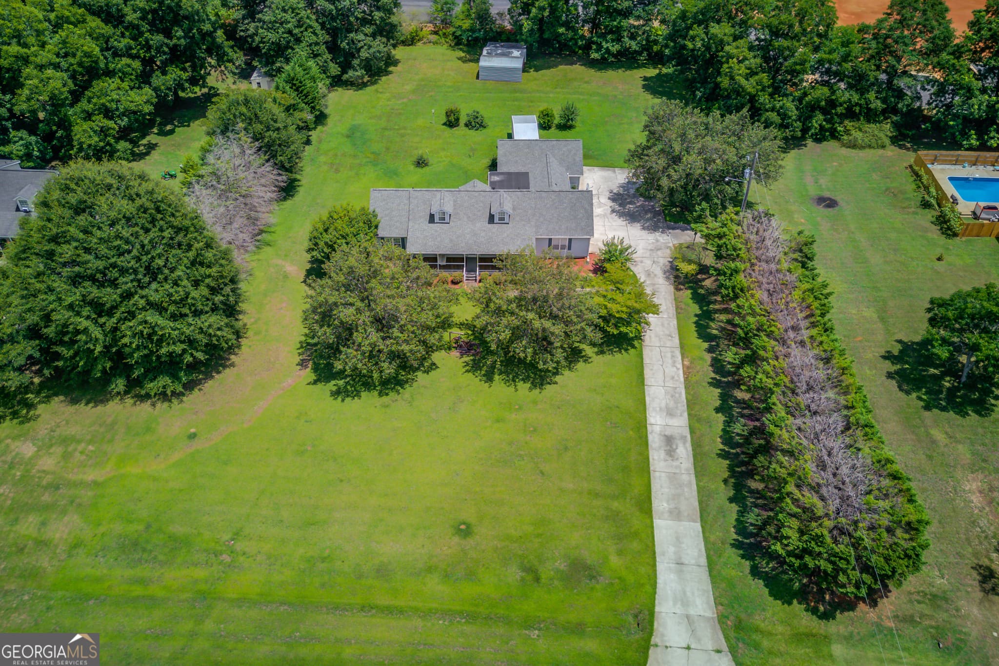 3 bedroom, 2 bathroom, 1,489 sq ft single family residence for sale at 929 Ga Hwy 81, Loganville, GA 30052 — photo 3