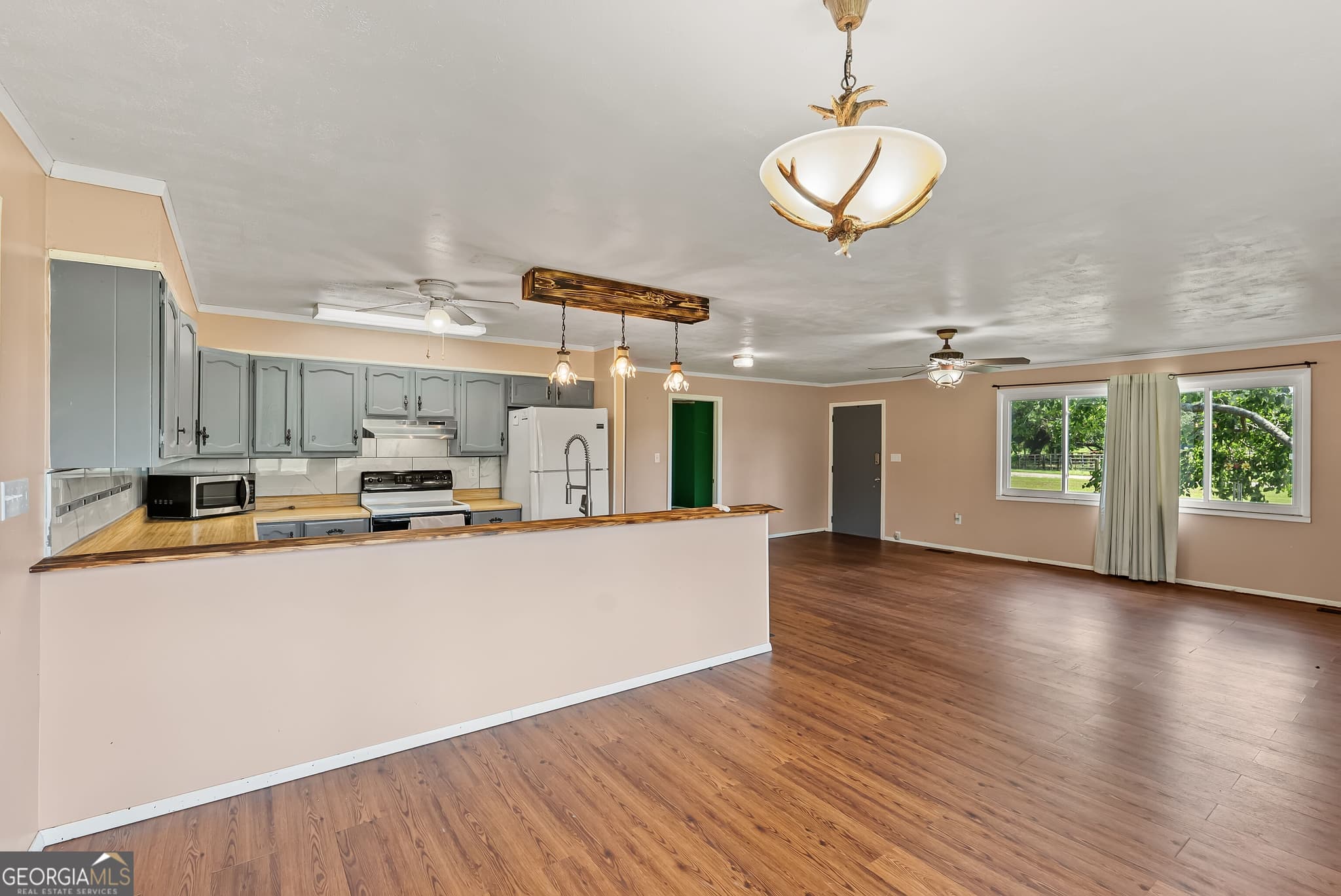 3 bedroom, 2 bathroom, 1,584 sq ft single family residence for sale at 677 Palmer Road, Pelham, GA 31779 — photo 6