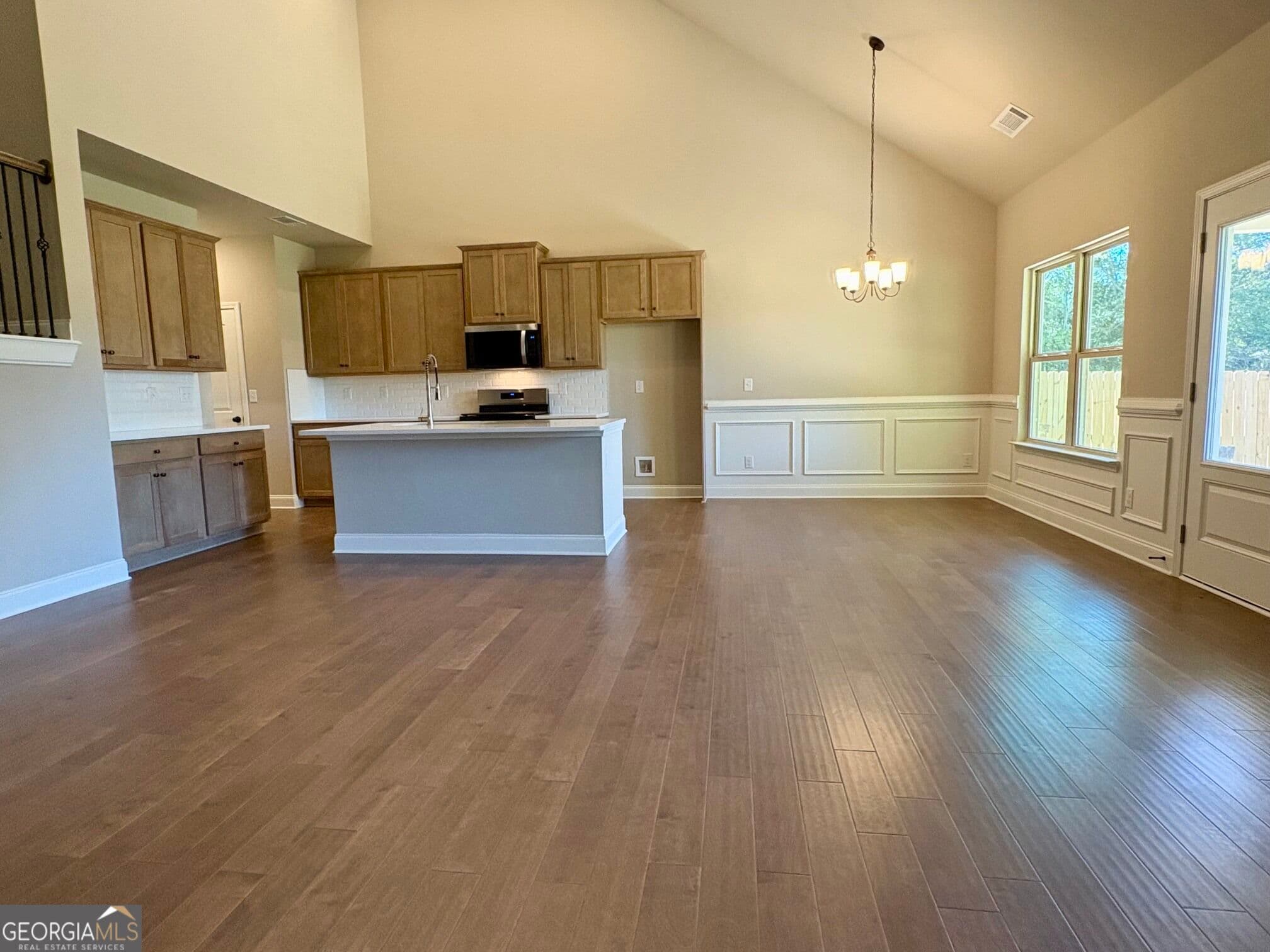 4 bedroom, 3 bathroom single family residence for sale at 1056 Lakeviewe Oaks Court 21-B, Grayson, GA 30017 — photo 6