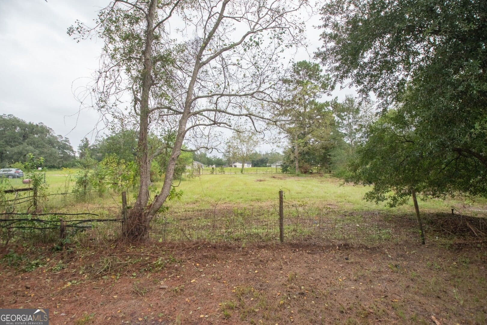 3 bedroom, 2 bathroom, 960 sq ft single family residence for sale at 438 Pinehurst Drive, Folkston, GA 31537 — photo 6