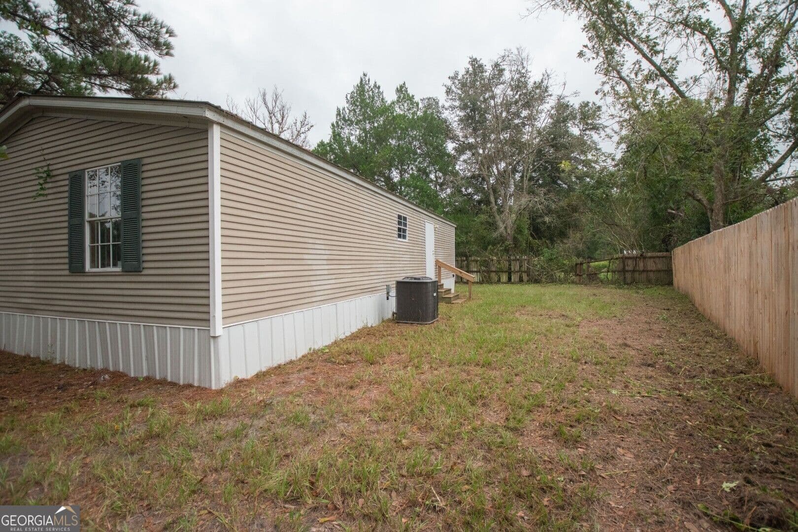 3 bedroom, 2 bathroom, 960 sq ft single family residence for sale at 438 Pinehurst Drive, Folkston, GA 31537 — photo 3