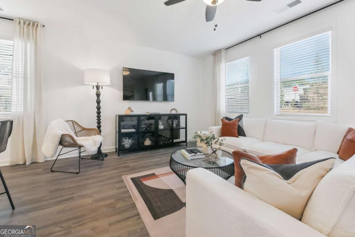 3 bedroom, 2.5 bathroom, 1,805 sq ft townhouse for rent at 3721 Denton Drive 3721, Douglasville, GA 30135 for $2,195 a month — photo 6