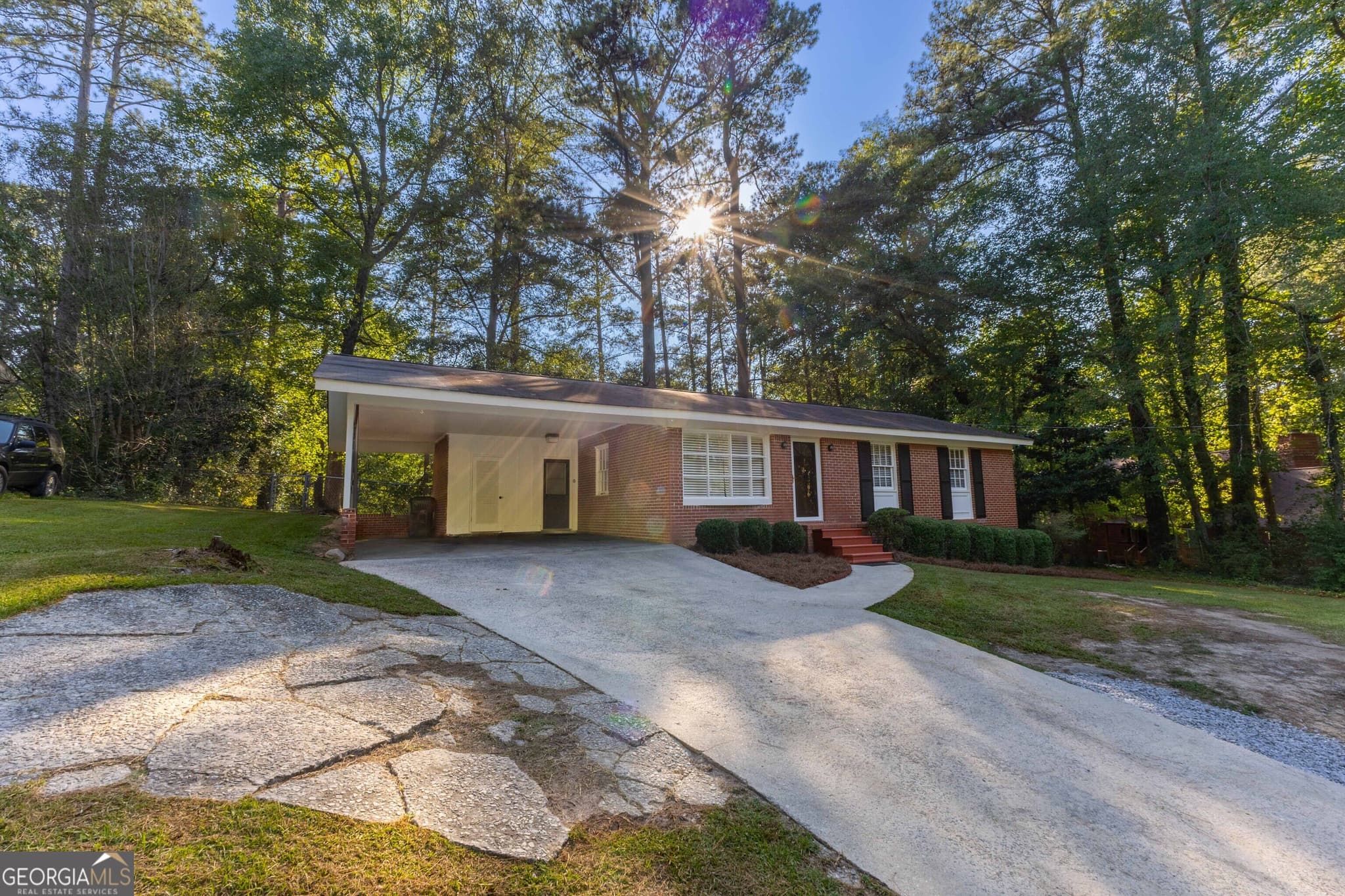 3 bedroom, 2 bathroom, 1,270 sq ft single family residence for rent at 250 Forrest Avenue, Fayetteville, GA 30214 for $2,200 a month — photo 5