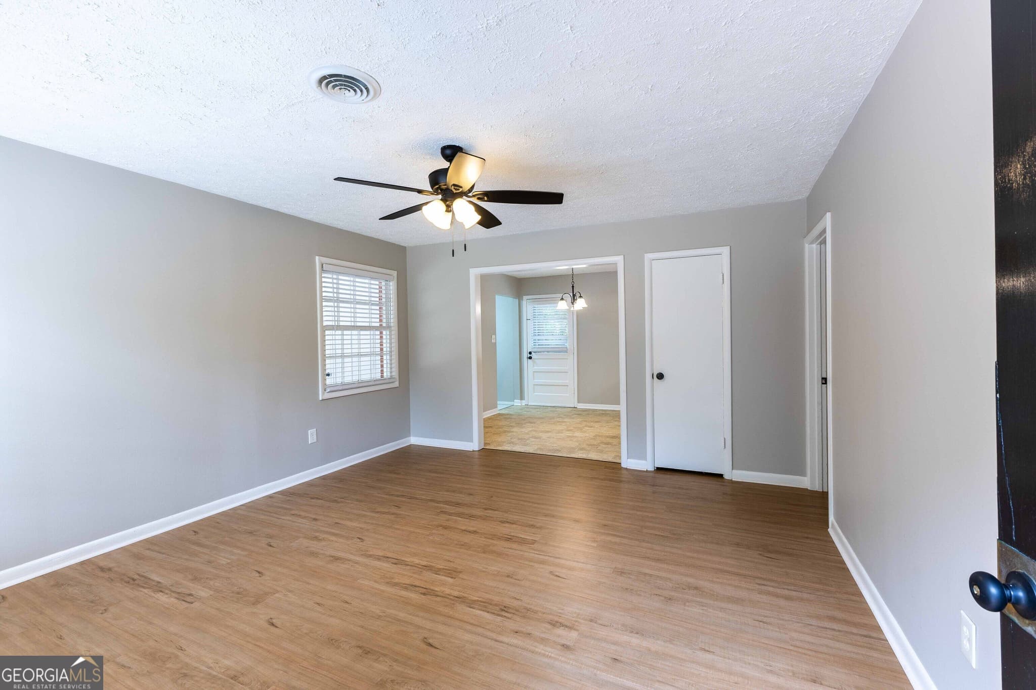 3 bedroom, 2 bathroom, 1,270 sq ft single family residence for rent at 250 Forrest Avenue, Fayetteville, GA 30214 for $2,200 a month — photo 9