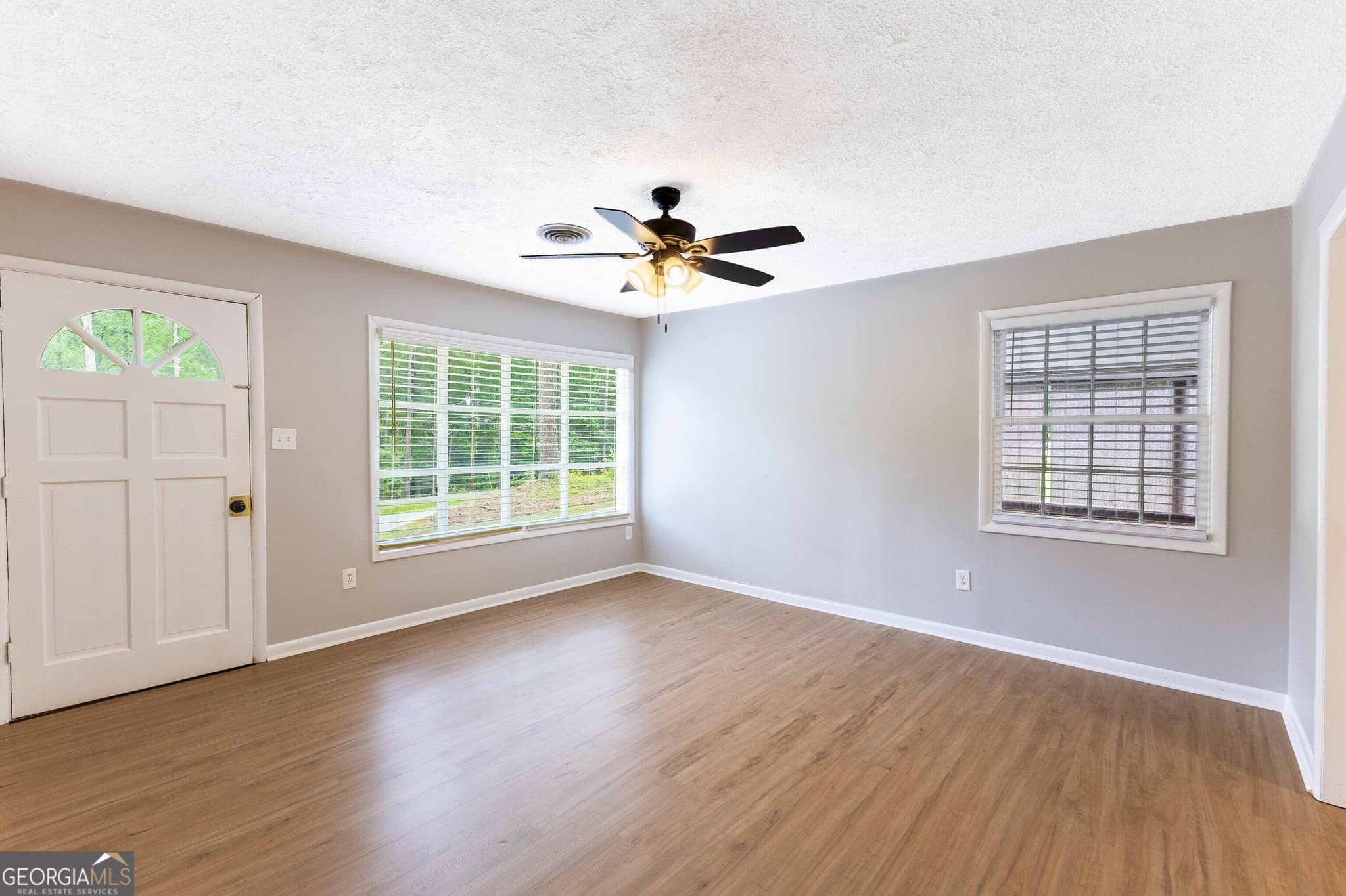 3 bedroom, 2 bathroom, 1,270 sq ft single family residence for rent at 250 Forrest Avenue, Fayetteville, GA 30214 for $2,200 a month — photo 10