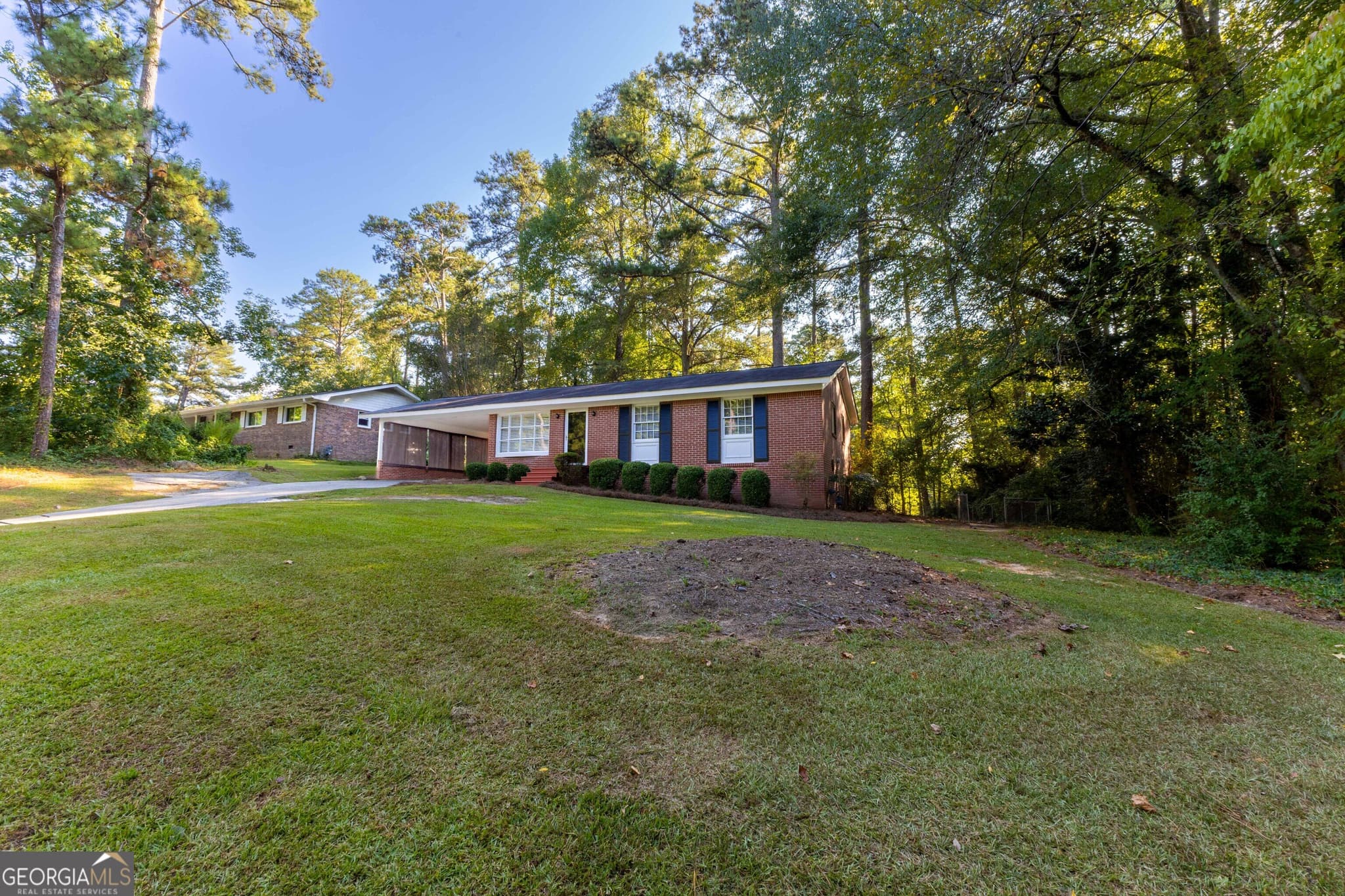 3 bedroom, 2 bathroom, 1,270 sq ft single family residence for rent at 250 Forrest Avenue, Fayetteville, GA 30214 for $2,200 a month — photo 4