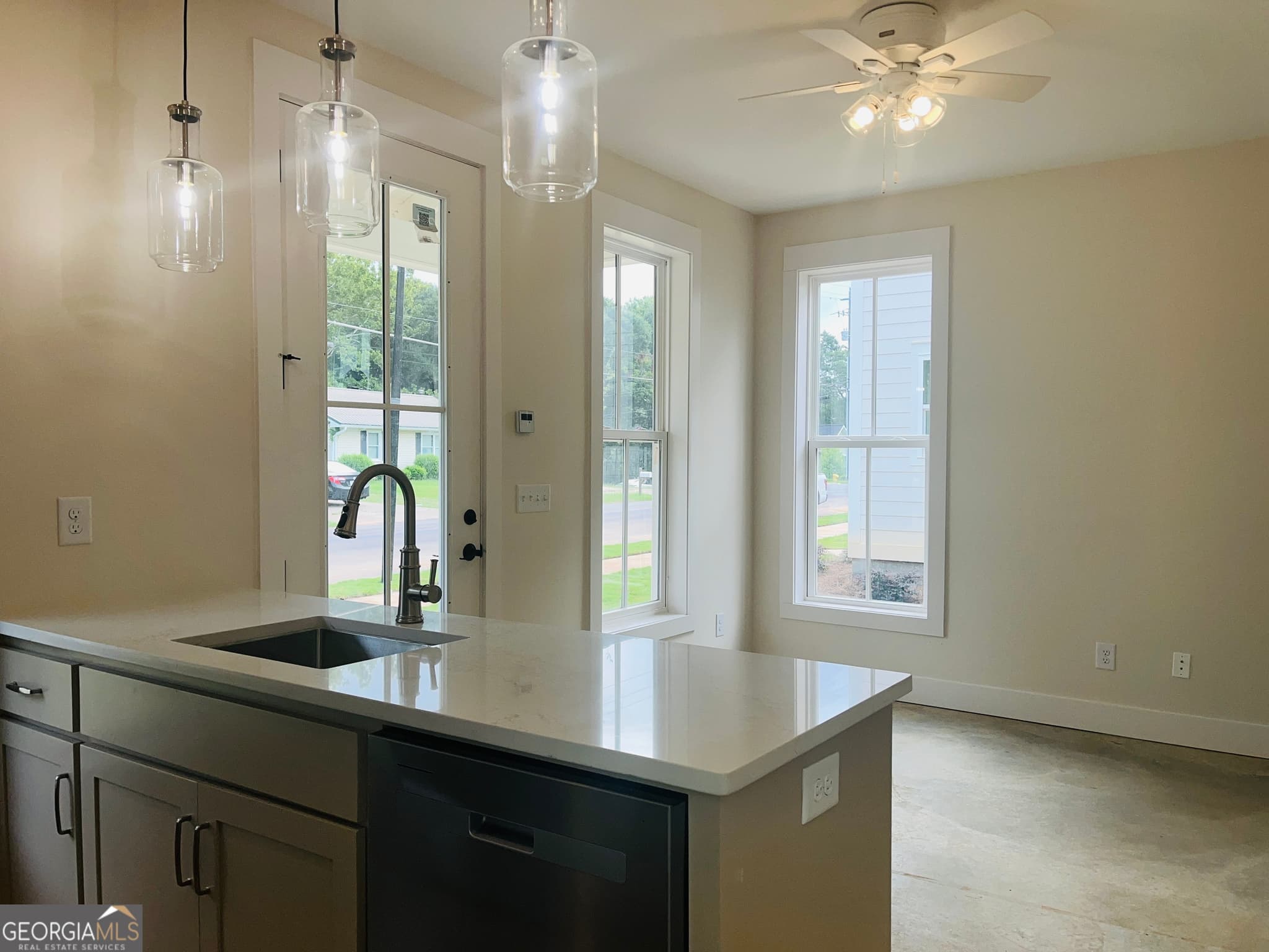 1 bedroom, 1.5 bathroom, 570 sq ft duplex for rent at 107 Gardenia Lane 107A, Lagrange, GA 30240 for $925 a month — photo 8