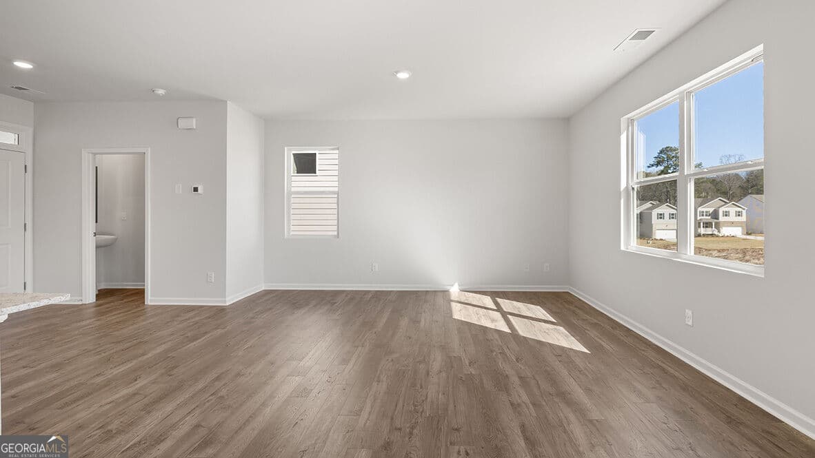 4 bedroom, 2.5 bathroom, 1,927 sq ft single family residence for sale at 2668 ALDERBROOK Court, South Fulton, GA 30349 — photo 8