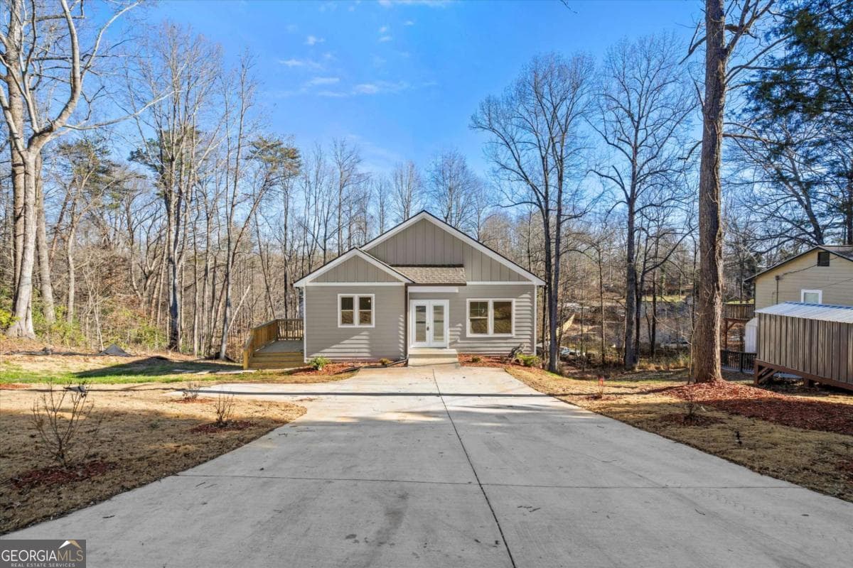 3 bedroom, 2 bathroom single family residence sold at 4122 Belvedere Drive, Gainesville, GA 30506