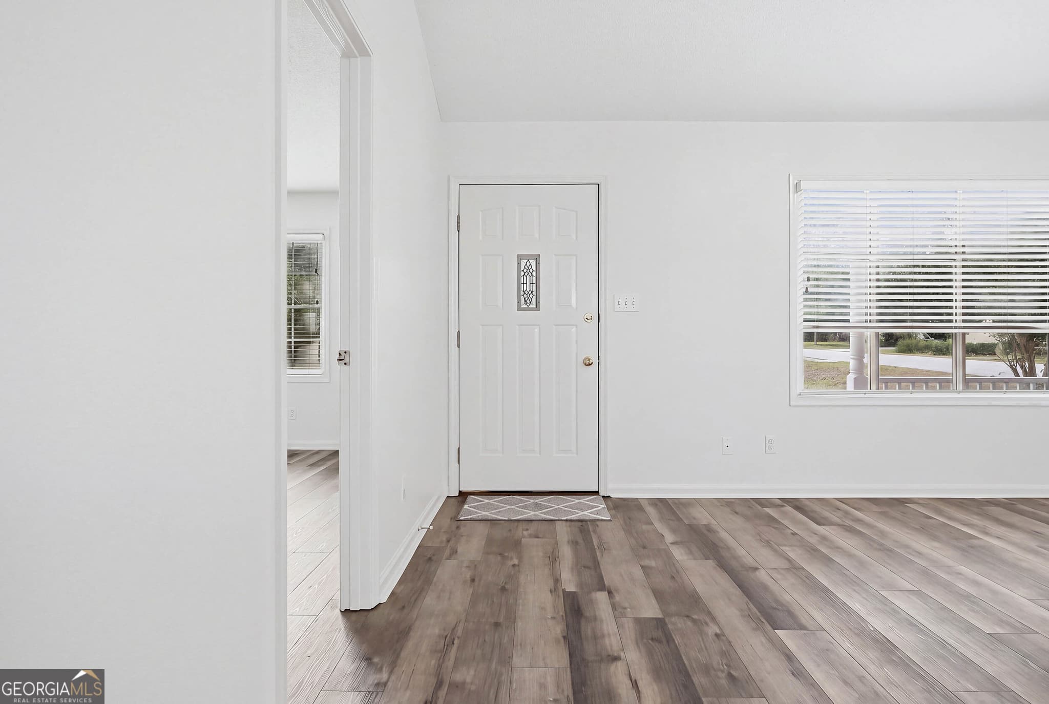 3 bedroom, 2 bathroom, 1,402 sq ft single family residence for sale at 128 Upatoi Road, Albany, GA 31707 — photo 6