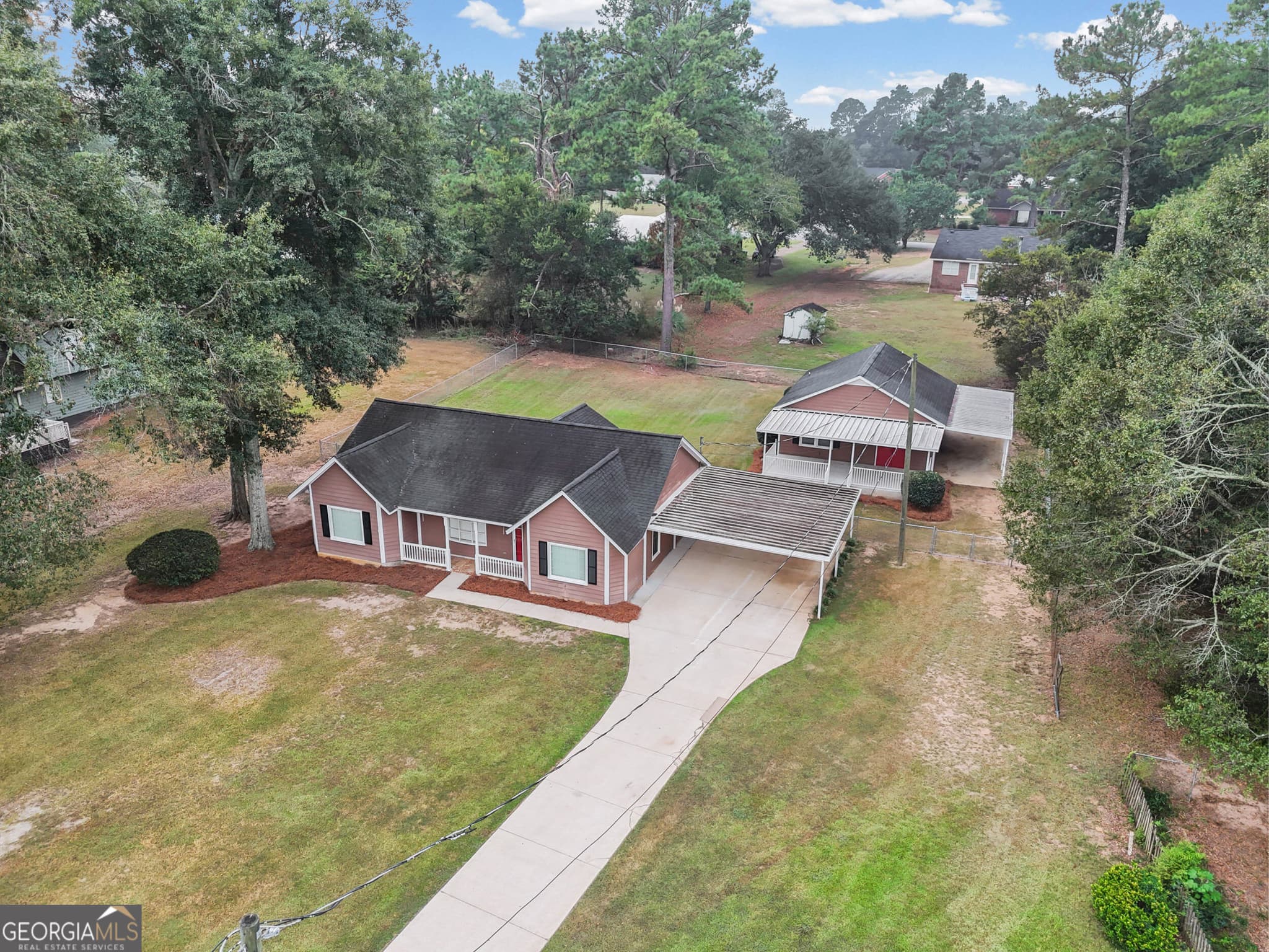 3 bedroom, 2 bathroom, 1,402 sq ft single family residence for sale at 128 Upatoi Road, Albany, GA 31707 — photo 4