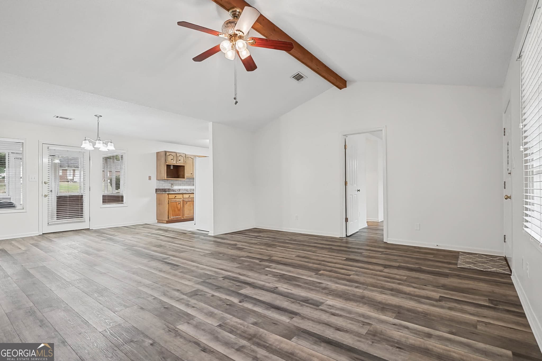 3 bedroom, 2 bathroom, 1,402 sq ft single family residence for sale at 128 Upatoi Road, Albany, GA 31707 — photo 8