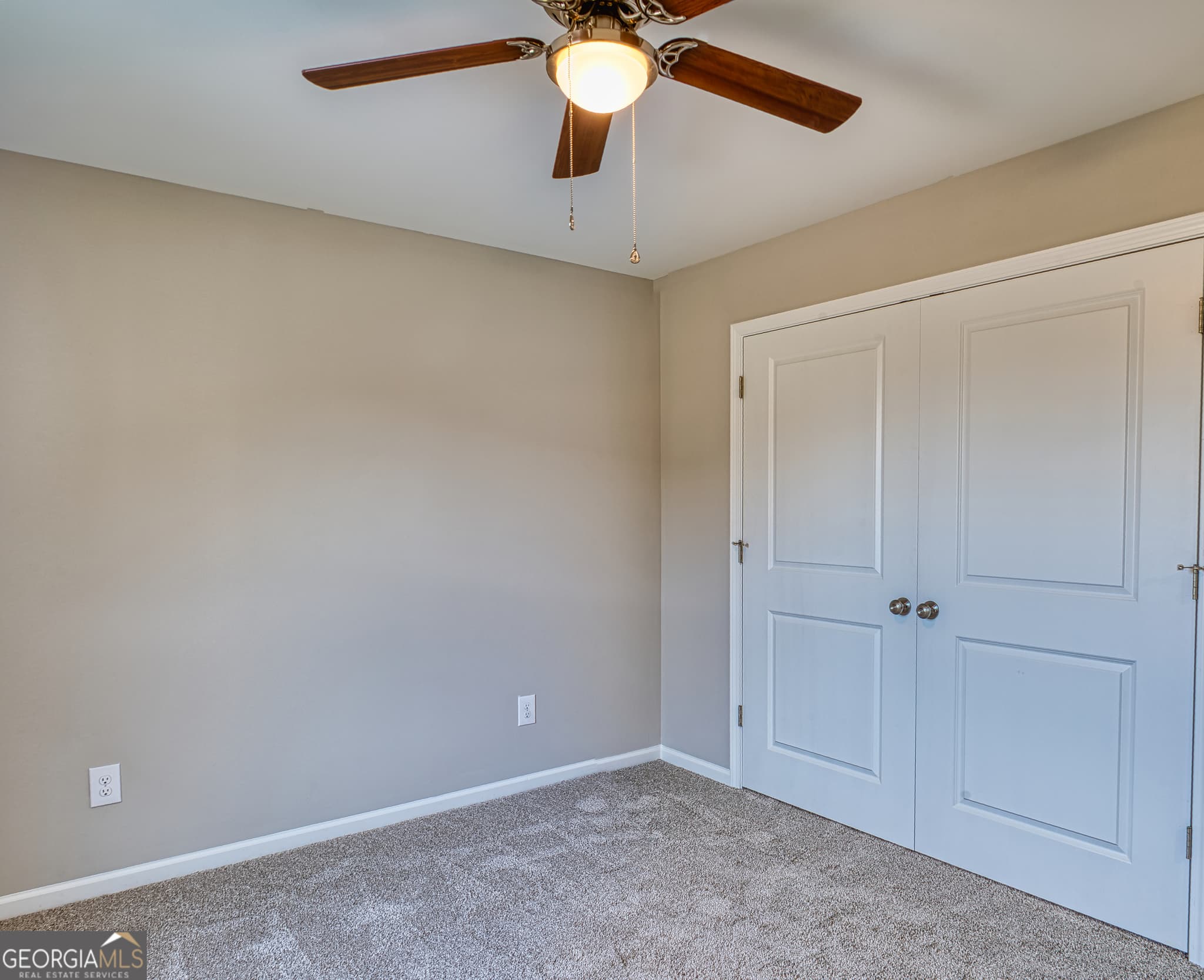 3 bedroom, 2 bathroom, 1,402 sq ft single family residence for sale at 317 AIRMAN Boulevard, Warner Robins, GA 31088 — photo 5