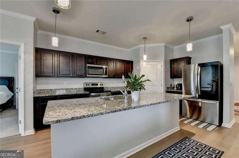 4 bedroom, 2 bathroom, 1,740 sq ft single family residence for sale at 337 Alexander Lane, Bethlehem, GA 30620 — photo 5