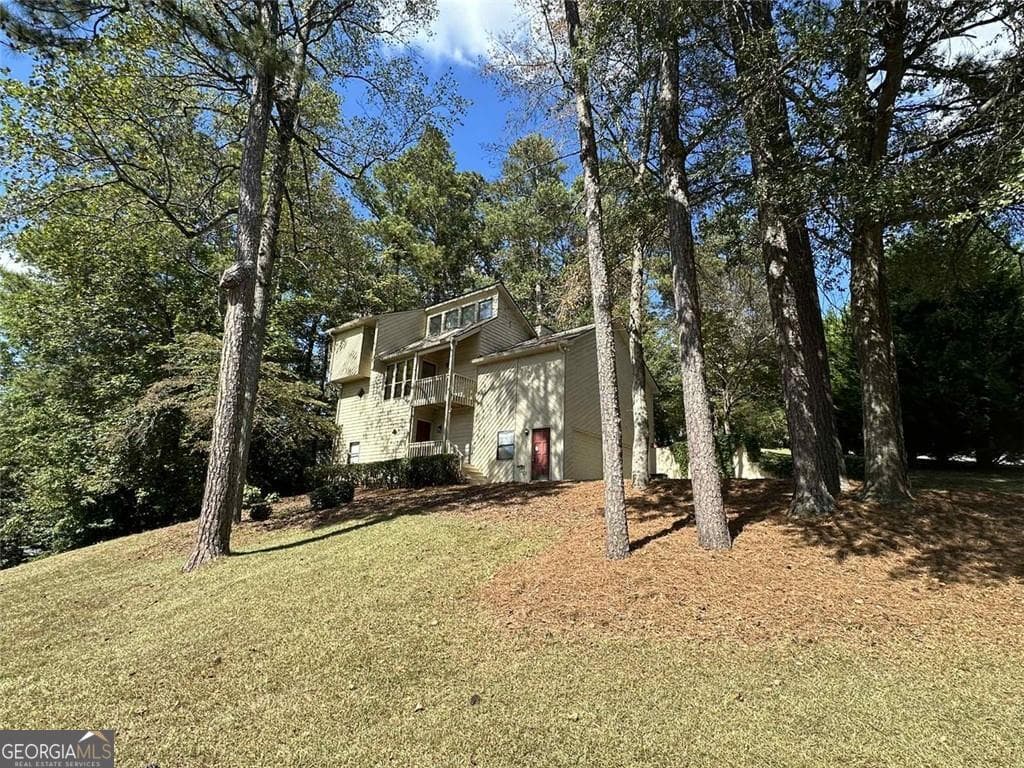 4 bedroom, 3.5 bathroom, 2,457 sq ft single family residence sold at 340 Farm Path, Roswell, GA 30075