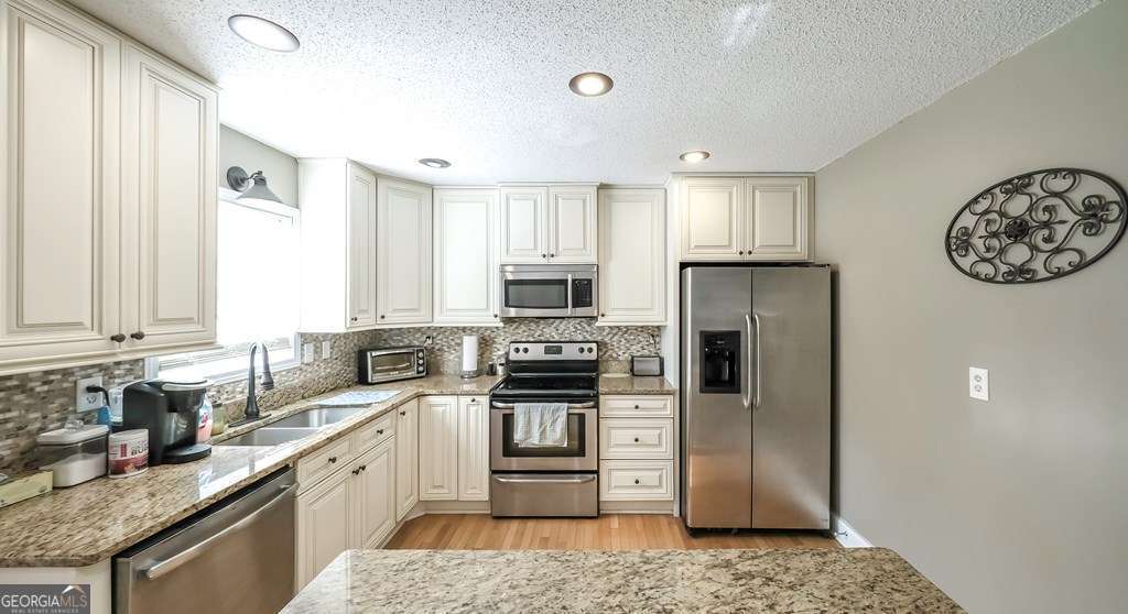 4 bedroom, 2.5 bathroom, 1,742 sq ft single family residence for sale at 106 Dylan Way, Bremen, GA 30110 — photo 8