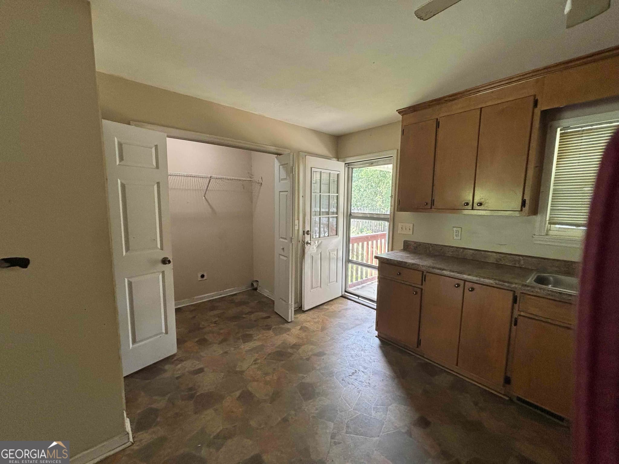 4 bedroom, 2 bathroom, 1,218 sq ft single family residence for sale at 431 2nd Street, Thomson, GA 30824 — photo 6