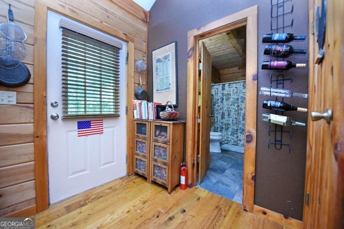 3 bedroom, 2.5 bathroom cabin,single family residence for sale at 566 Sharewood Forest, Morganton, GA 30560 — photo 10