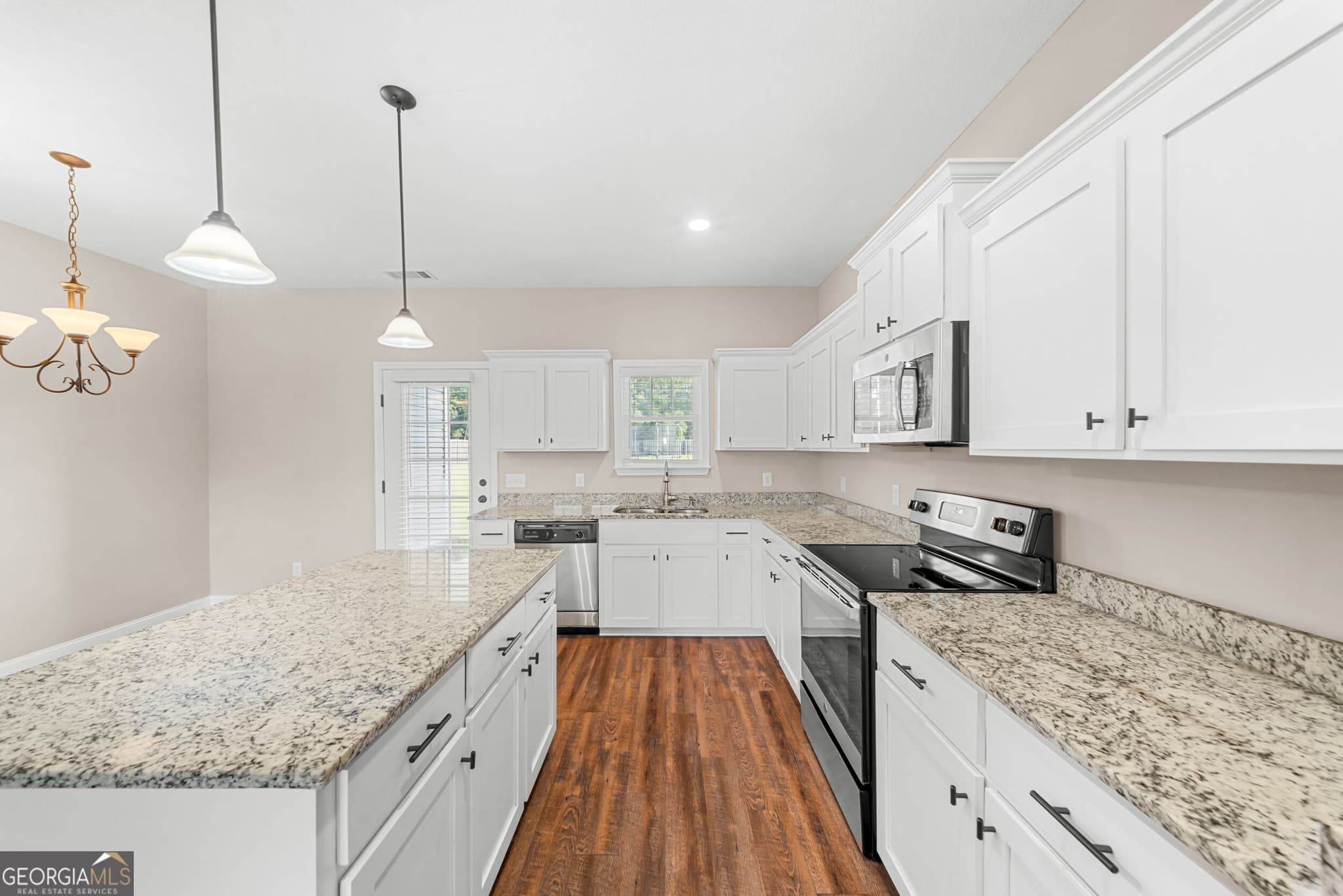 3 bedroom, 2 bathroom, 1,498 sq ft single family residence under contract at 411 Pivot Point, Statesboro, GA 30458 — photo 8