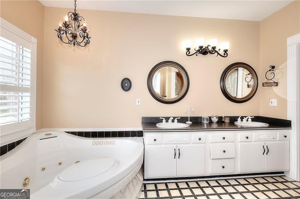 3 bedroom, 2.5 bathroom, 2,911 sq ft single family residence for sale at 139 Harris Lane, Lafayette, GA 30728 — photo 7