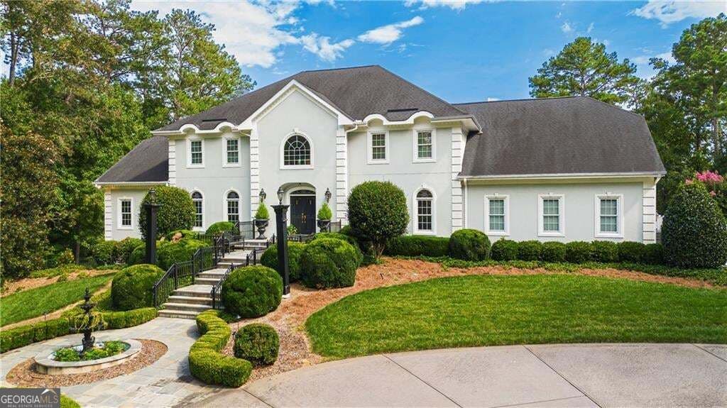 6 bedroom, 5.5 bathroom, 8,801 sq ft single family residence for sale at 1985 Birmingham Road, Alpharetta, GA 30004 — photo 2