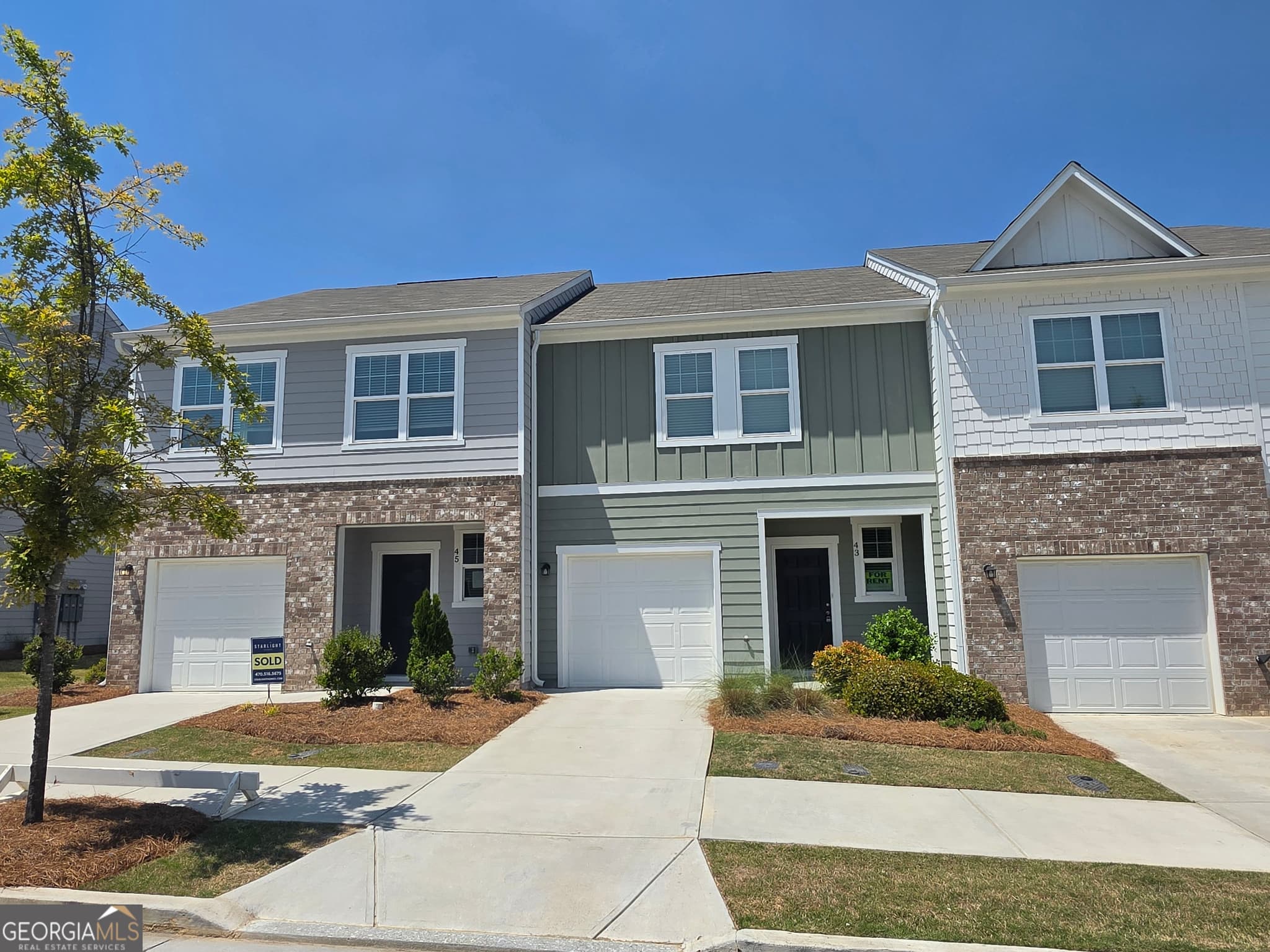 3 bedroom, 2.5 bathroom, 1,400 sq ft townhouse for rent at 43 Rydal Way, Bethlehem, GA 30620 for $1,850 a month — photo 1 of 1