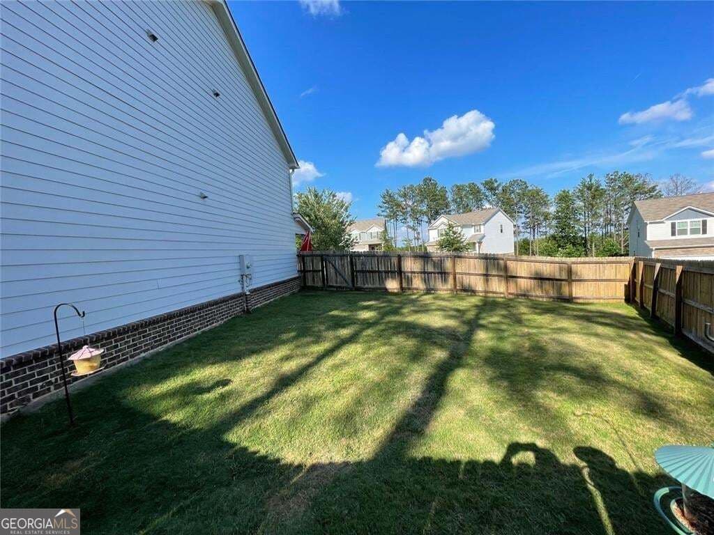 3 bedroom, 2.5 bathroom, 1,793 sq ft single family residence for sale at 1018 Nandina Court, Villa Rica, GA 30180 — photo 6