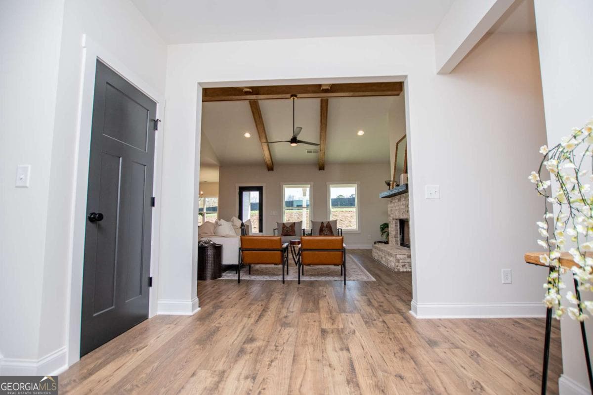 4 bedroom, 3.5 bathroom, 2,904 sq ft single family residence for sale at 102 Red Oak Lane, Carrollton, GA 30116 — photo 6
