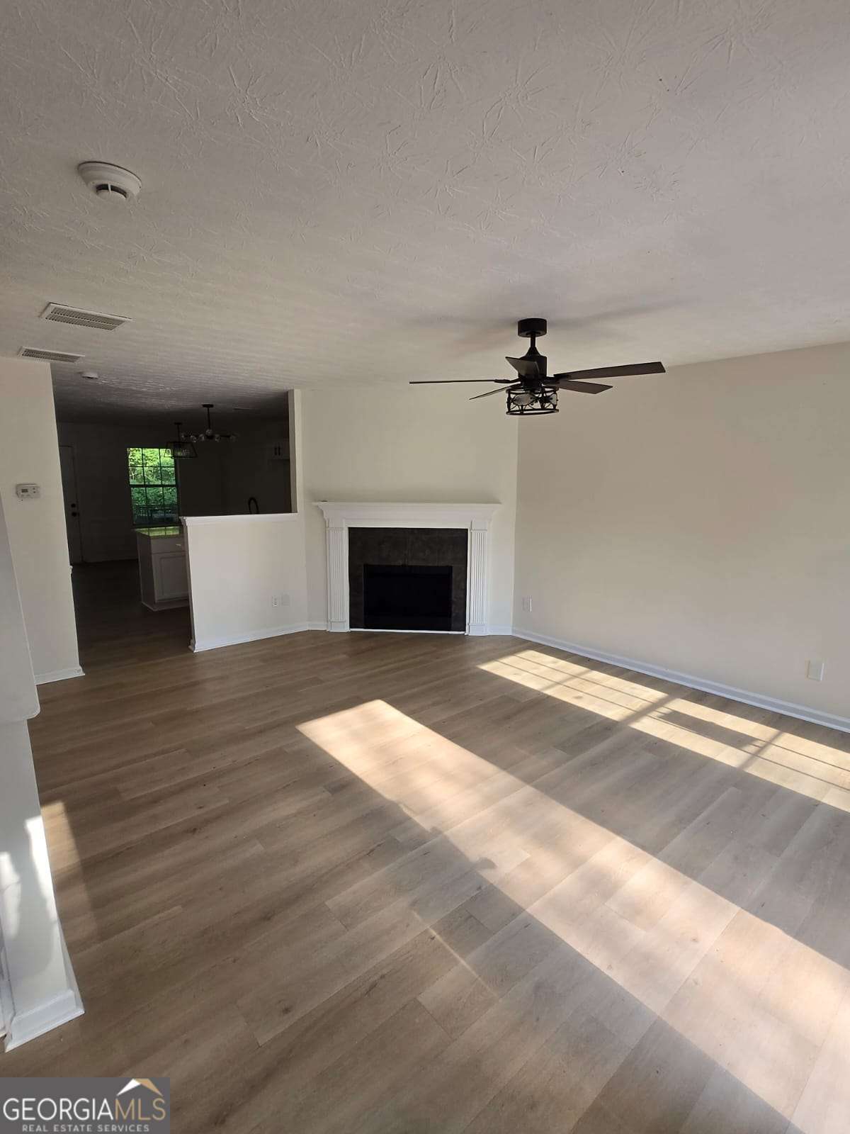 2 bedroom, 2.5 bathroom, 1,528 sq ft condominium for sale at 2868 Vining Ridge Terrace, Decatur, GA 30034 — photo 3