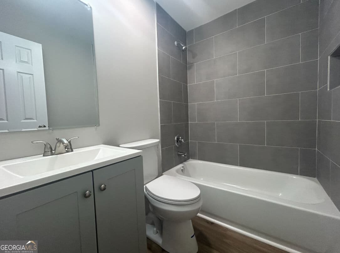 2 bedroom, 1.5 bathroom, 700 sq ft single family residence for rent at 116 Holly Street, Rome, GA 30161 for $1,200 a month — photo 6