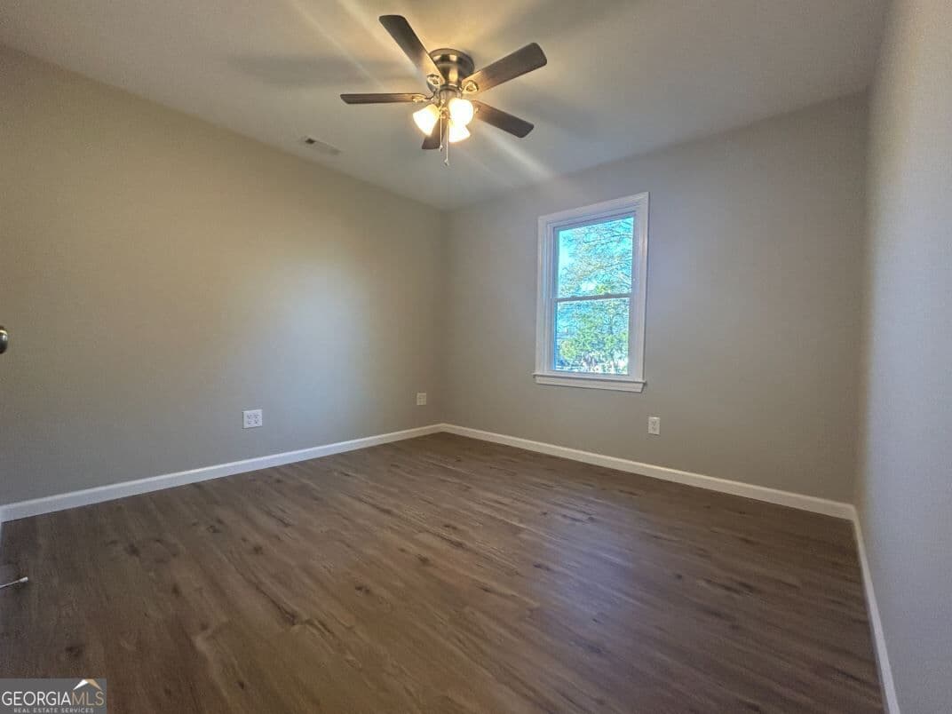 2 bedroom, 1.5 bathroom, 700 sq ft single family residence for rent at 116 Holly Street, Rome, GA 30161 for $1,200 a month — photo 4