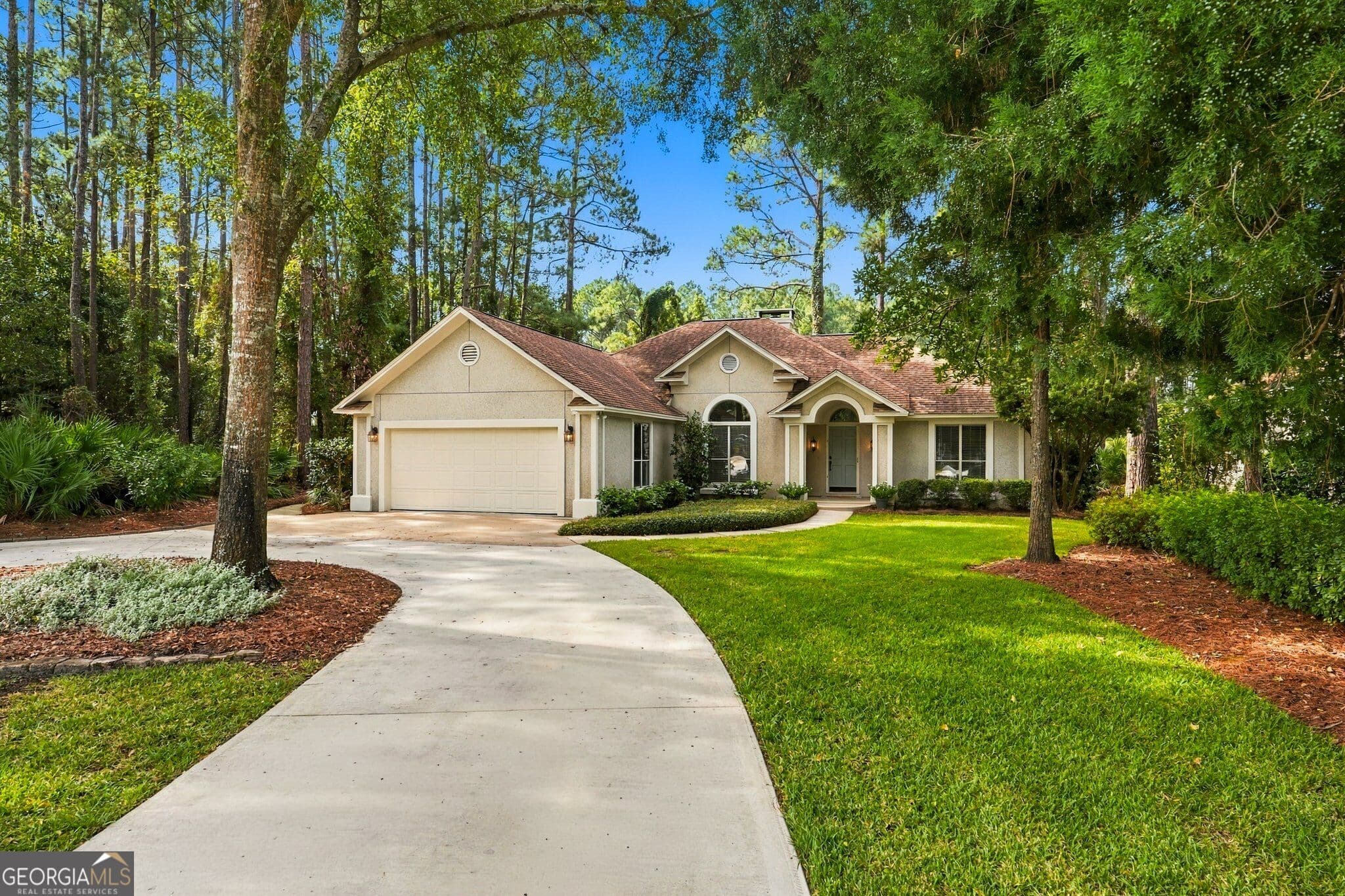 3 bedroom, 2 bathroom, 2,109 sq ft single family residence for sale at 238 Cardinal Circle, St. Marys, GA 31558 — photo 1 of 54