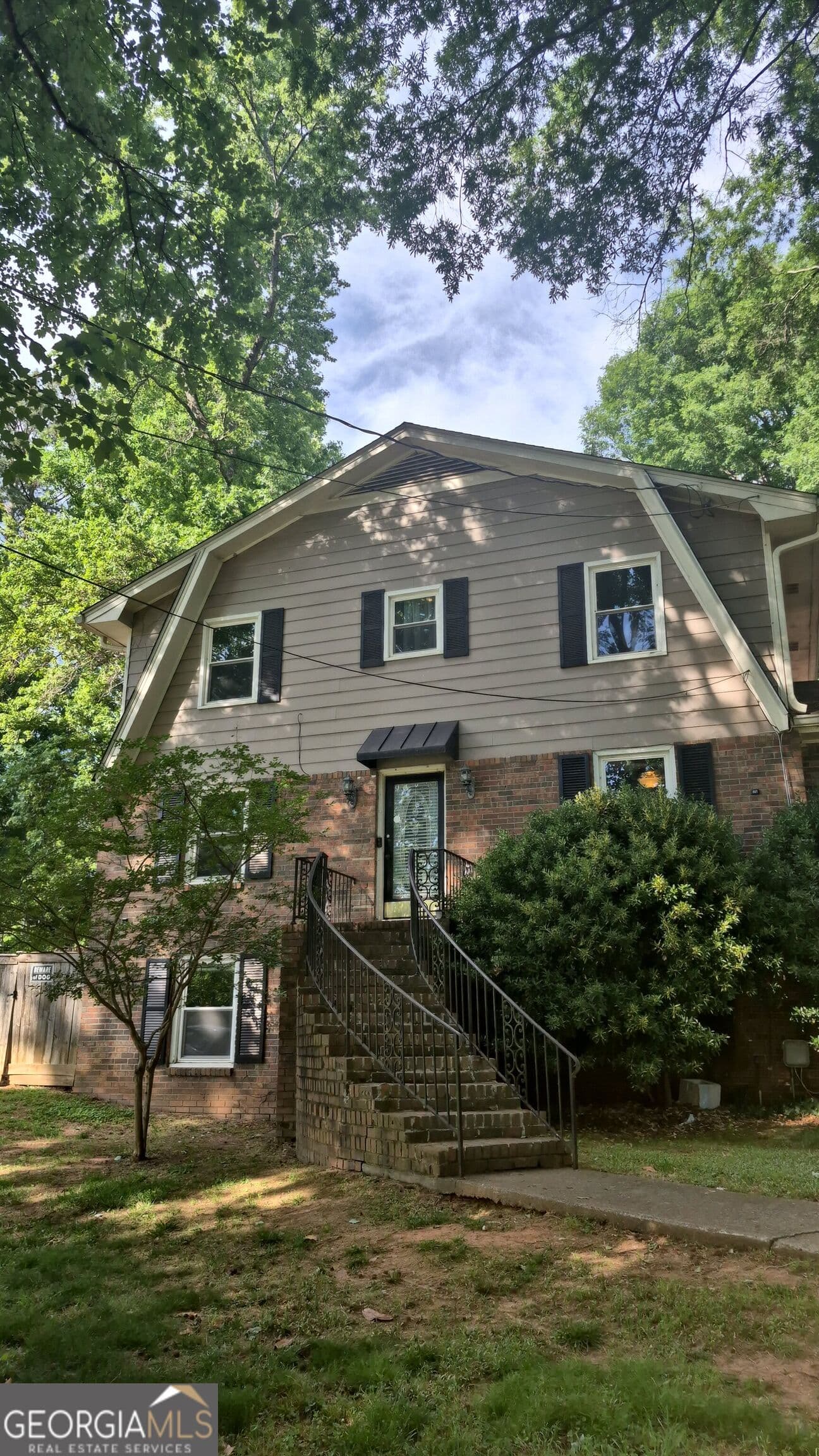 5 bedroom, 2.5 bathroom, 3,854 sq ft single family residence for sale at 538 Cole Drive, Lilburn, GA 30047 — photo 3