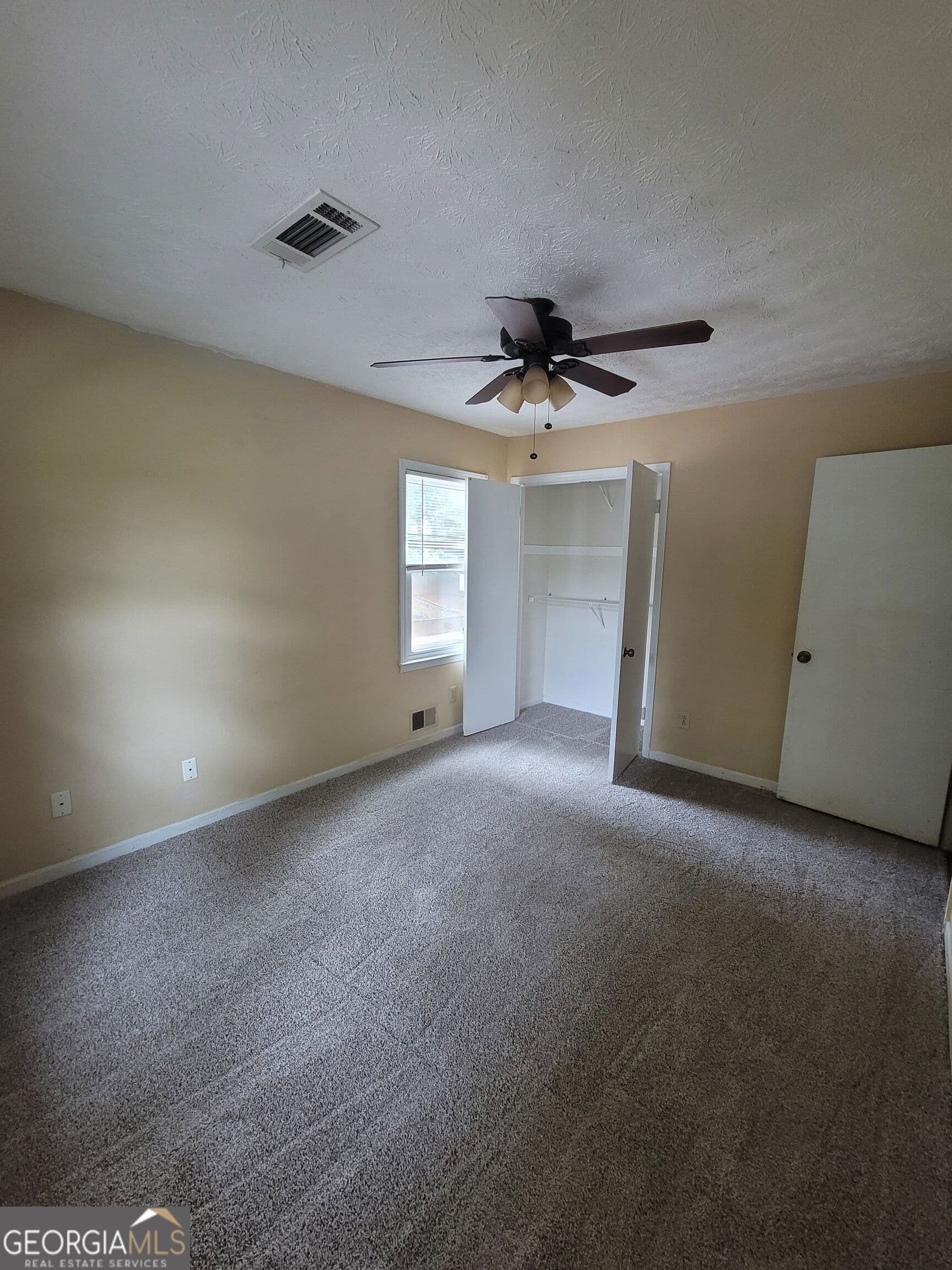 5 bedroom, 2.5 bathroom, 3,854 sq ft single family residence for sale at 538 Cole Drive, Lilburn, GA 30047 — photo 9
