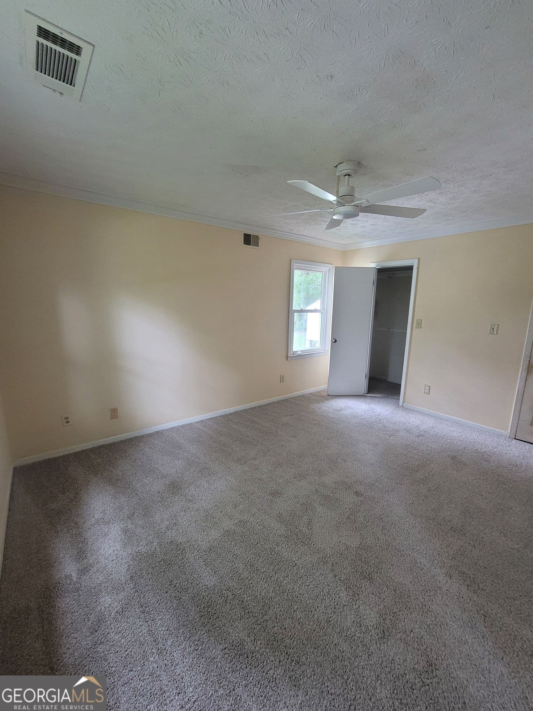 5 bedroom, 2.5 bathroom, 3,854 sq ft single family residence for sale at 538 Cole Drive, Lilburn, GA 30047 — photo 10
