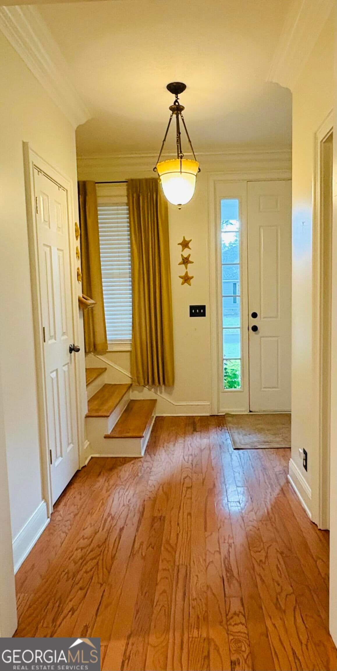 5 bedroom, 3.5 bathroom, 2,754 sq ft single family residence for sale at 237 W Commons Drive, St. Simons, GA 31522 — photo 3