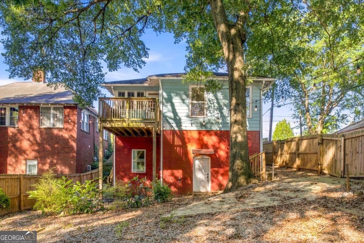 5 bedroom, 3.5 bathroom single family residence for sale at 1420 Sylvan Road, Atlanta, GA 30310 — photo 9