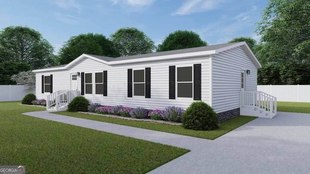 3 bedroom, 2 bathroom, 1,475 sq ft manufactured home,single family residence for sale at 352 Lake Harbor Trail, Martin, GA 30557 — photo 1 of 8