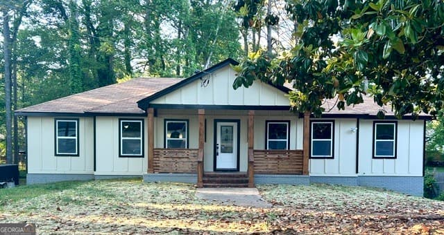 5 bedroom, 3 bathroom, 3,300 sq ft single family residence sold at 2175 Montilly Place, South Fulton, GA 30349