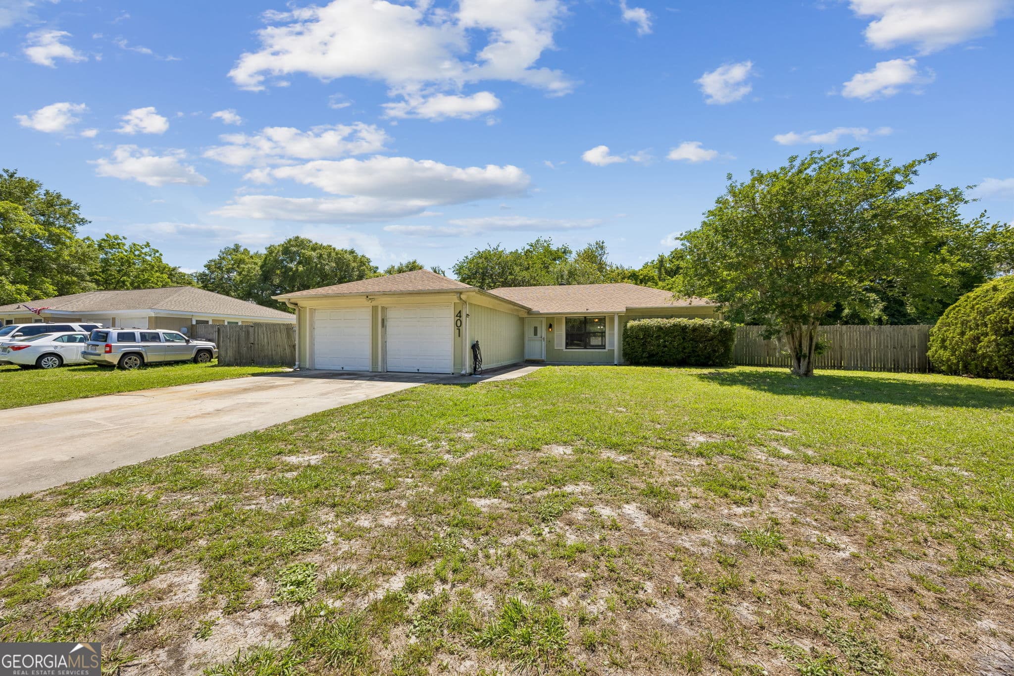 3 bedroom, 2 bathroom, 1,752 sq ft single family residence under contract at 401 Powder Horn Road, St. Marys, GA 31558 — photo 4