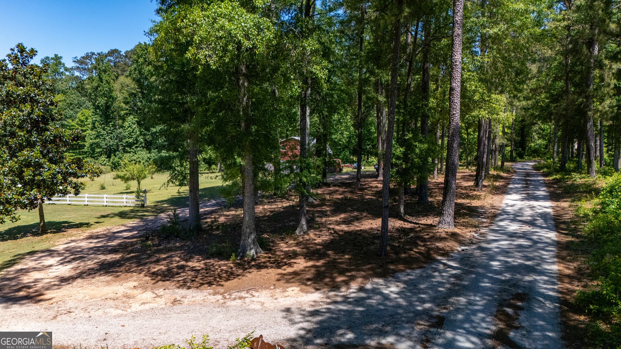 4 bedroom, 4.5 bathroom, 5,896 sq ft single family residence for sale at 1268 Welcome Road, Newnan, GA 30263 — photo 4