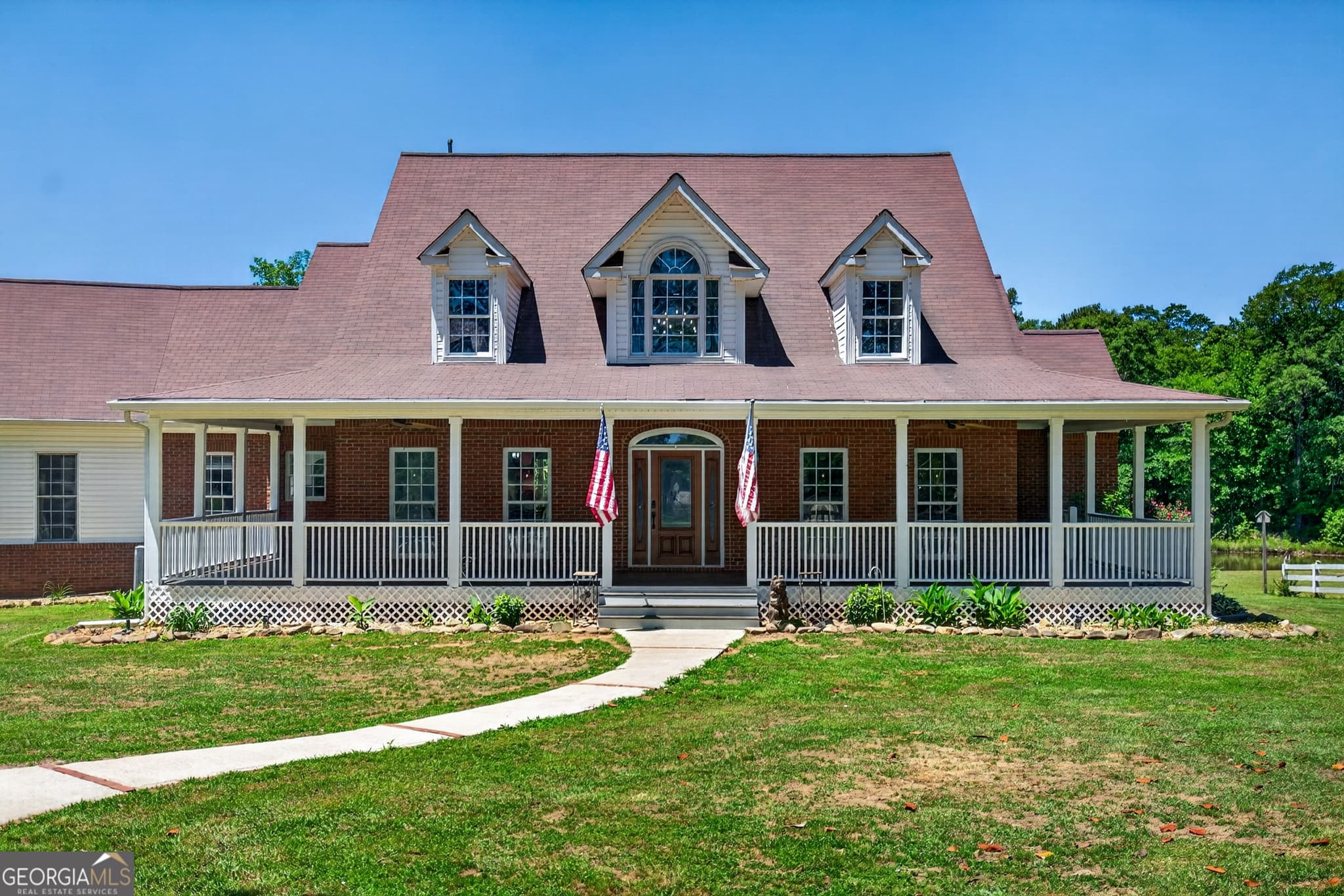 4 bedroom, 4.5 bathroom, 5,896 sq ft single family residence for sale at 1268 Welcome Road, Newnan, GA 30263 — photo 8