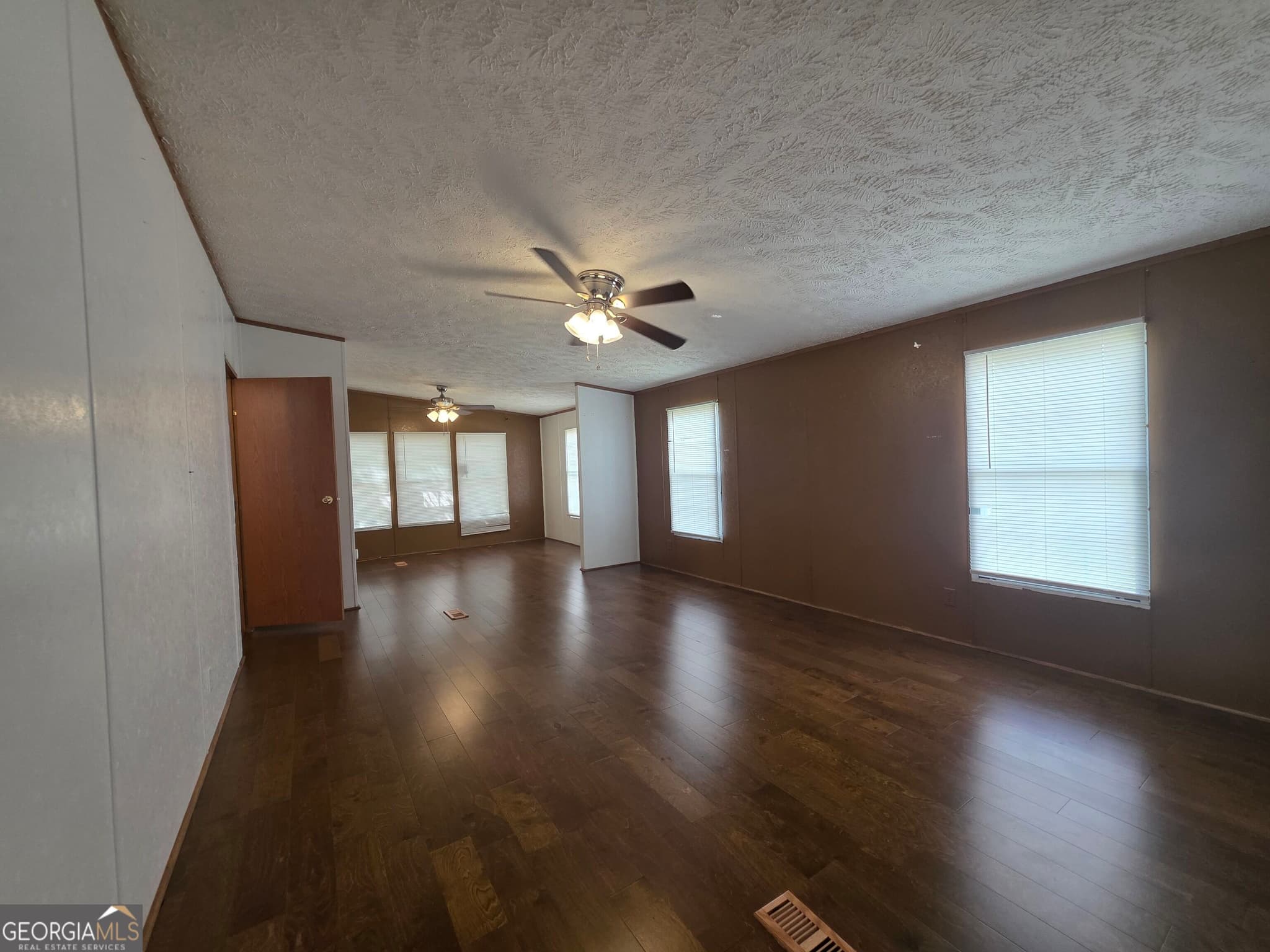 4 bedroom, 2 bathroom, 2,128 sq ft manufactured home,single family residence for sale at 111 Harper Road, Sparta, GA 31087 — photo 7