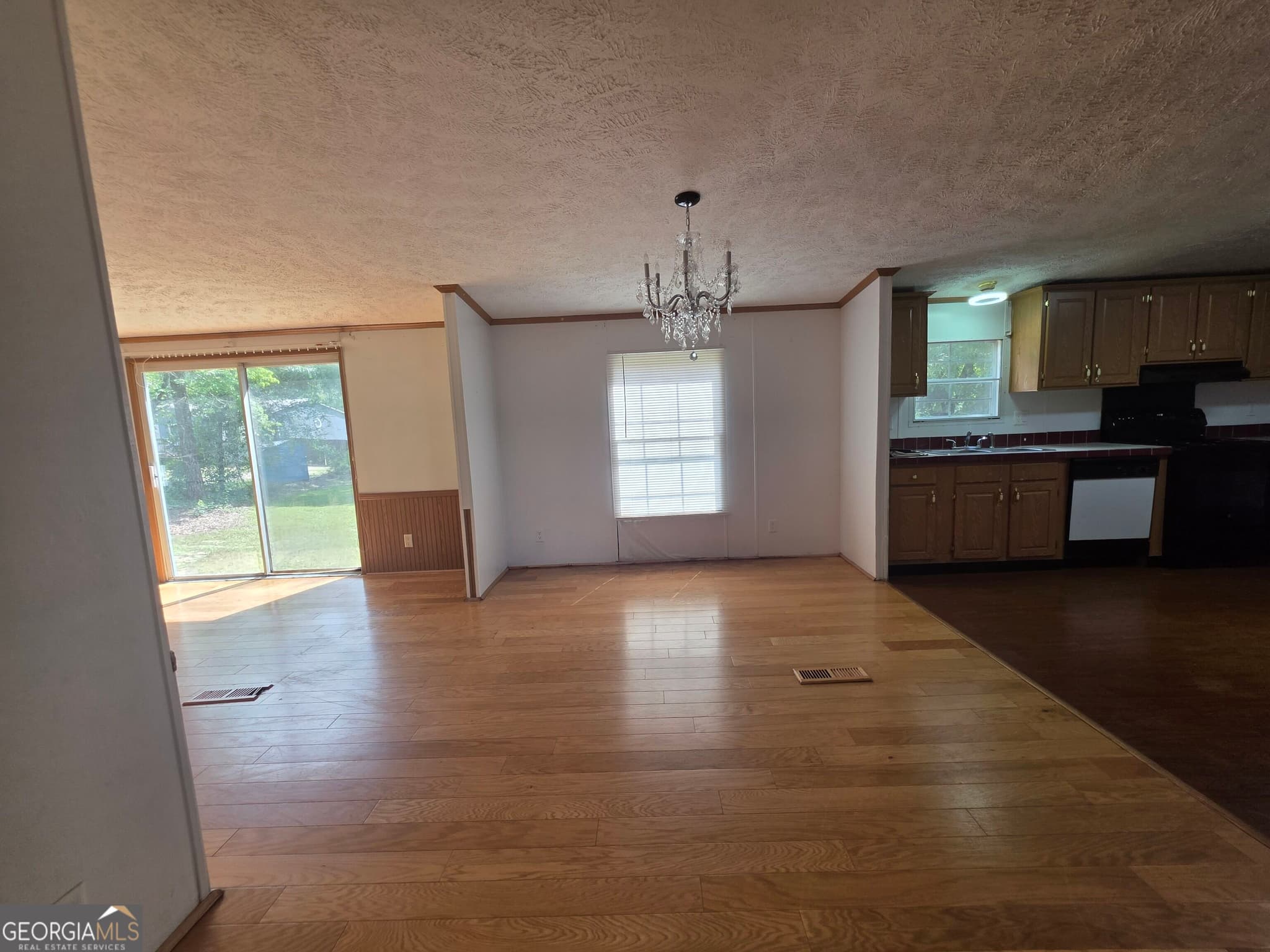 4 bedroom, 2 bathroom, 2,128 sq ft manufactured home,single family residence for sale at 111 Harper Road, Sparta, GA 31087 — photo 4