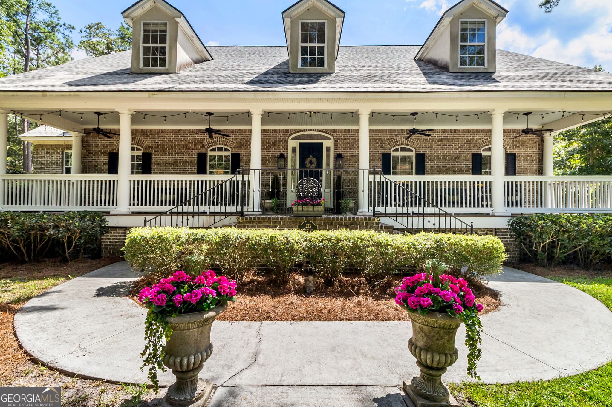 4 bedroom, 5.5 bathroom, 6,468 sq ft single family residence for sale at 233 Buckland Hall Road, Richmond Hill, GA 31324 — photo 8